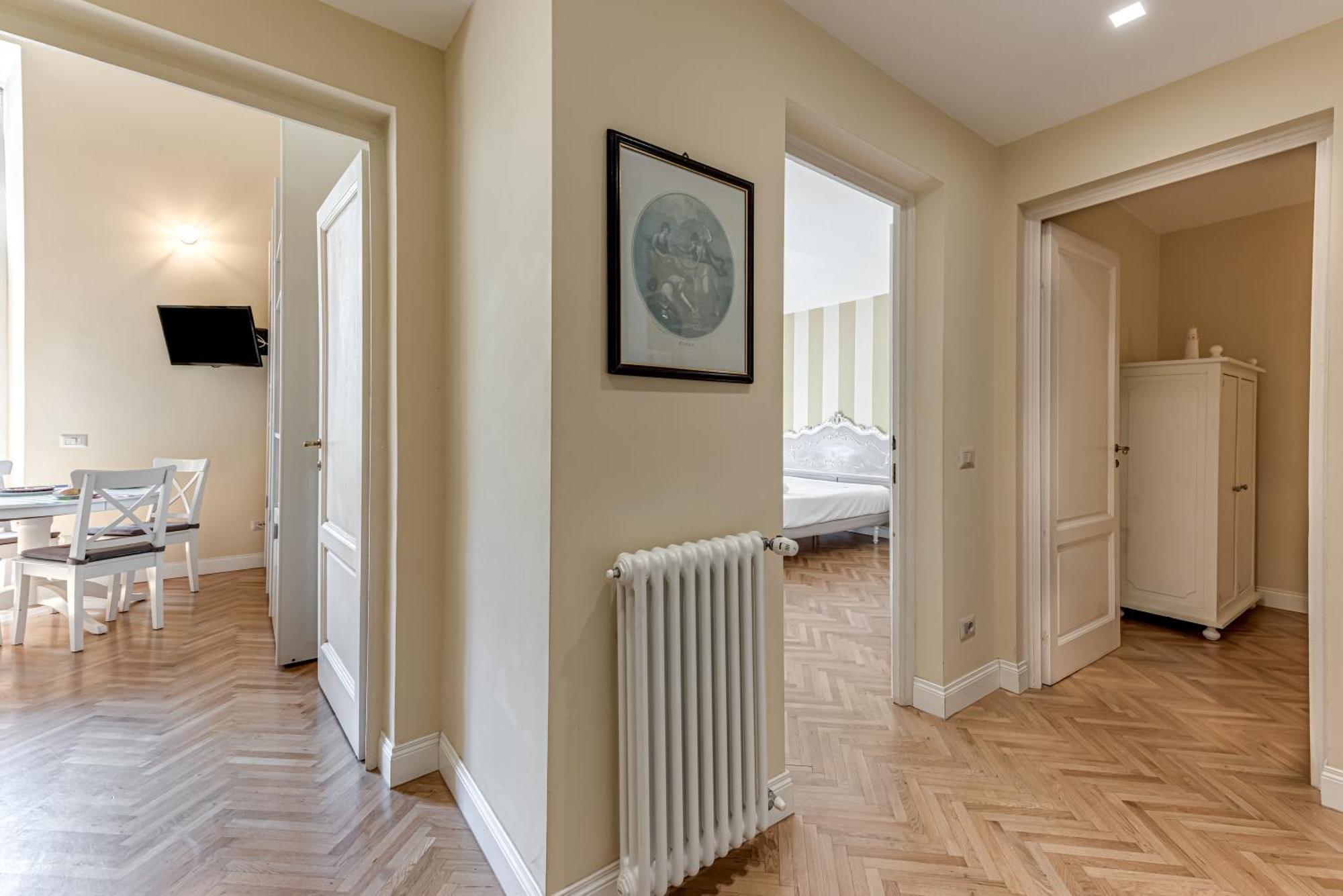 Flora - Sweet Dreams In Apartment Florenz